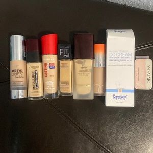 Make up/ foundation/ brow gel